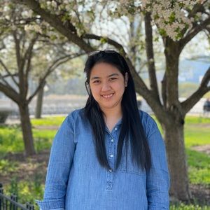 Meet your Posher, Rachelle ann